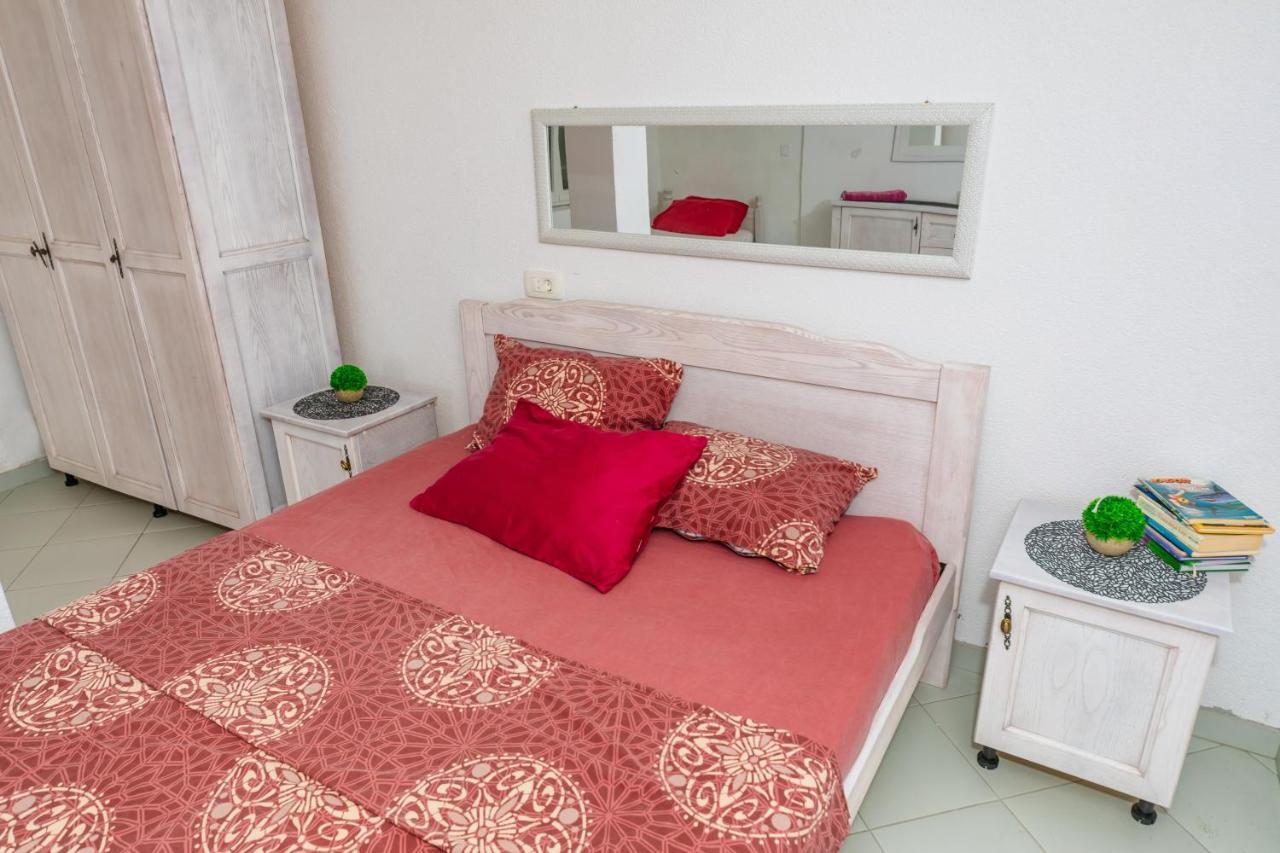 Apartmani Lira Sutomore Extérieur photo