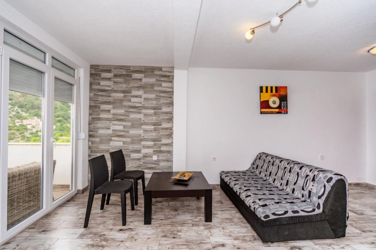 Apartmani Lira Sutomore Extérieur photo